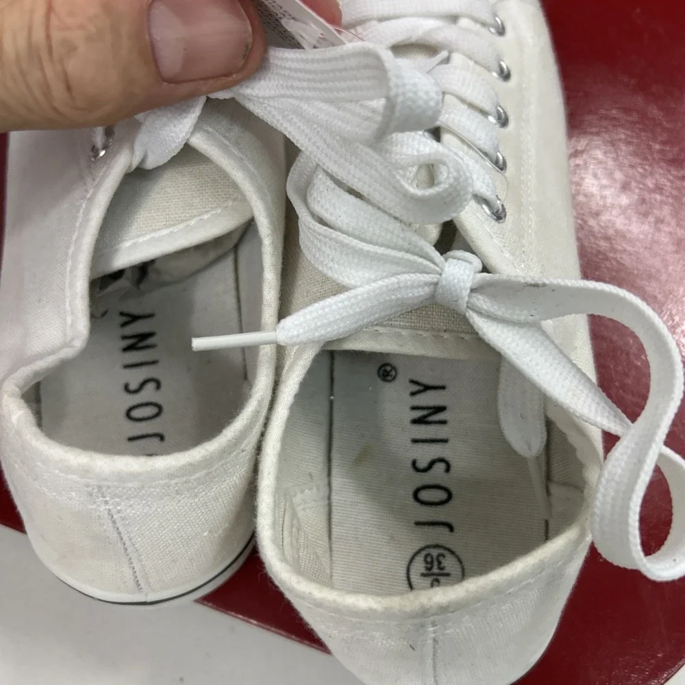 White Canvas Sneakers US 5 Lace‎ Up Shoes Classic Preppy